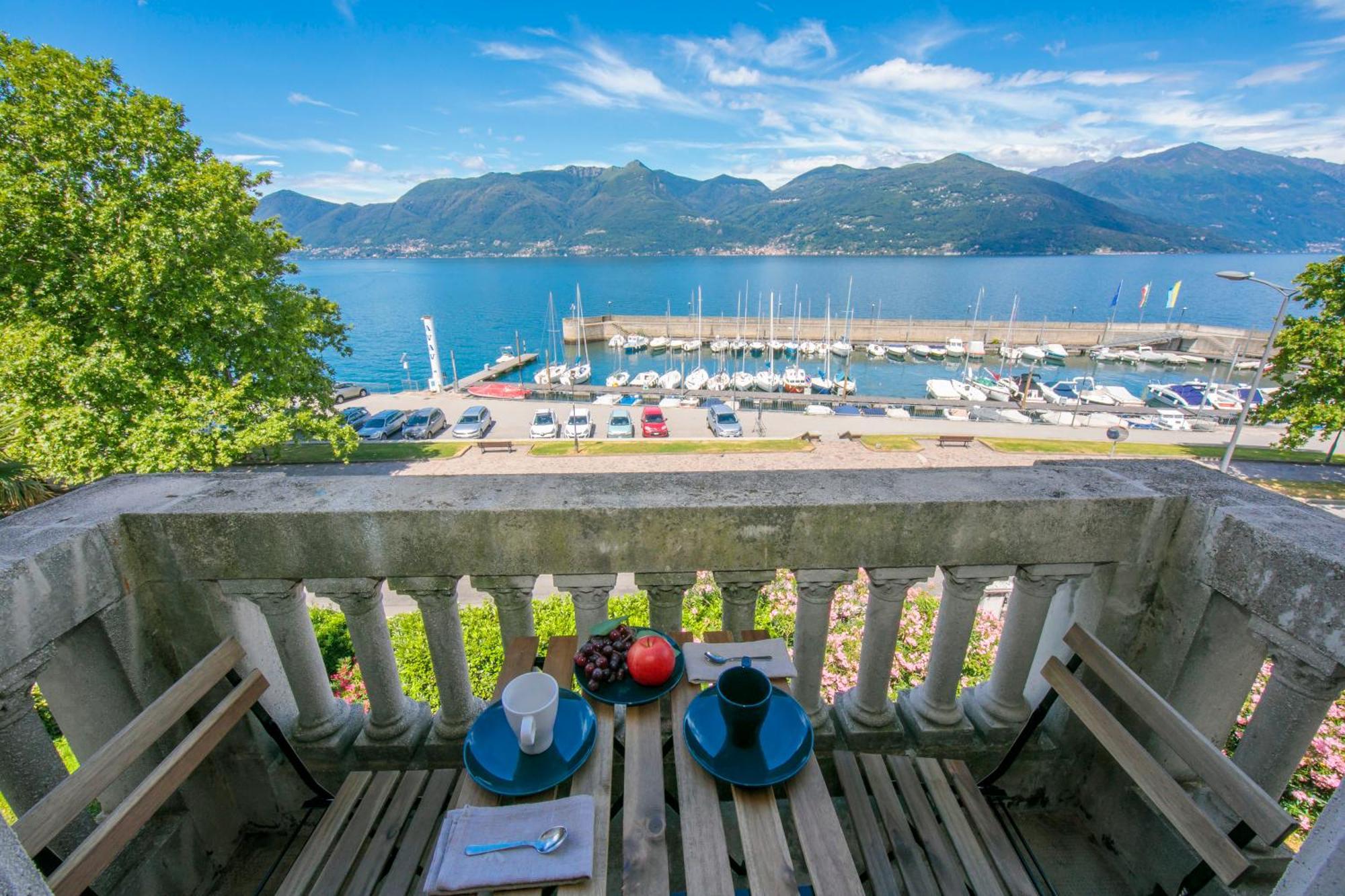 Residenza Oleandro Lake View Luino Center - Happy Rentals 外观 照片